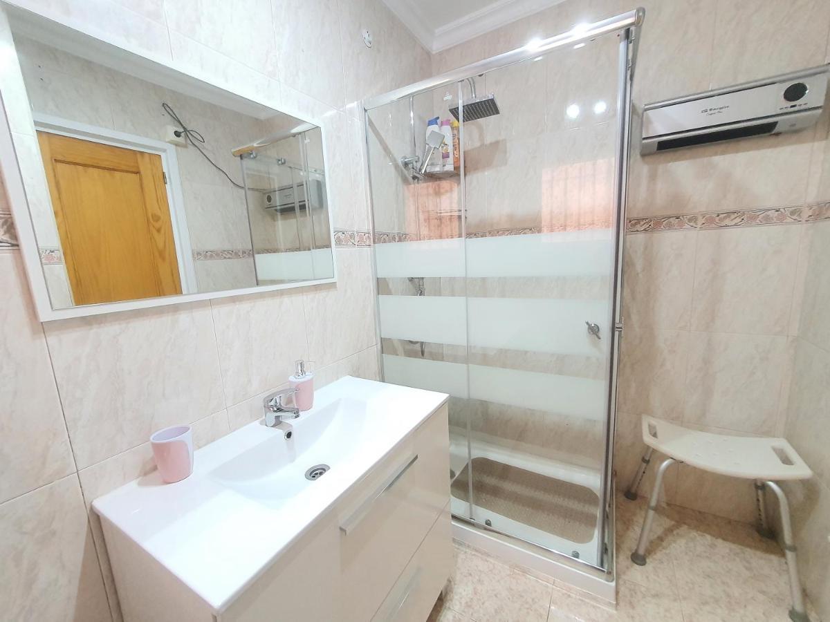 Apartamento 2° Linea de Playa, centrico y totalmente equipado Águilas Exterior foto